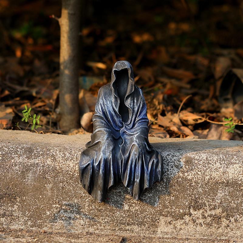 2023 Reaping Solace Reaper Sitting Statue Gothic Desktop Resin Sculptures