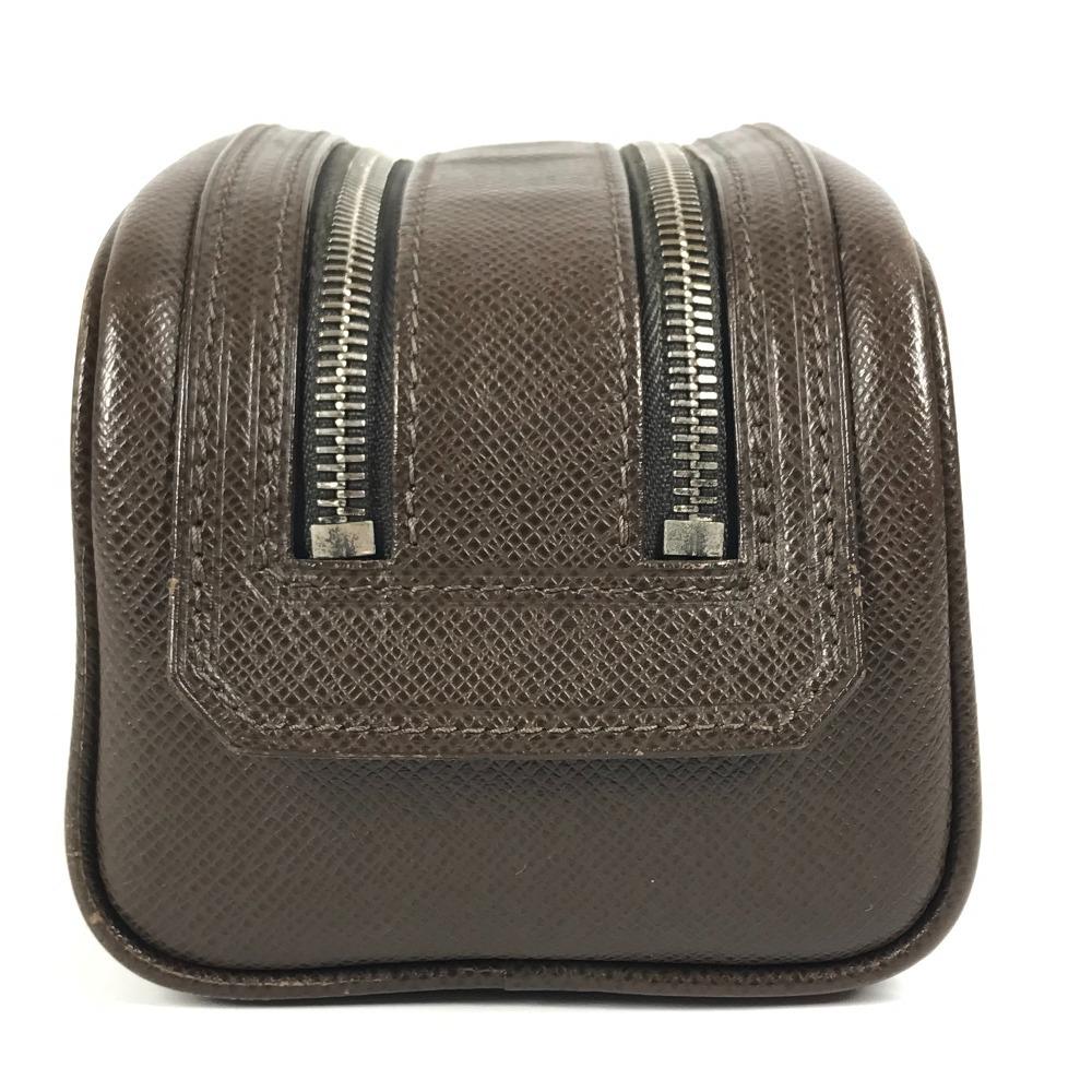 Louis Vuitton M32498 Taiga Trousse Ivan Bag Pouch with Handle Clutch Bag
