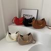 Niche Design Bag Women's New Women's Bag Solid Color Fashion Casual Messenger Bag Simple Shoulder Armpit Bag Tide