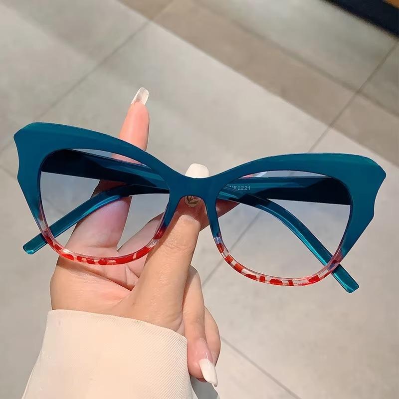Cat Eye Vintage Sunglasses Women Brand Designer Fashion Gradient Sun Glasses Female Retro Mirror Outdoors Shades UV400 Eyeglasses