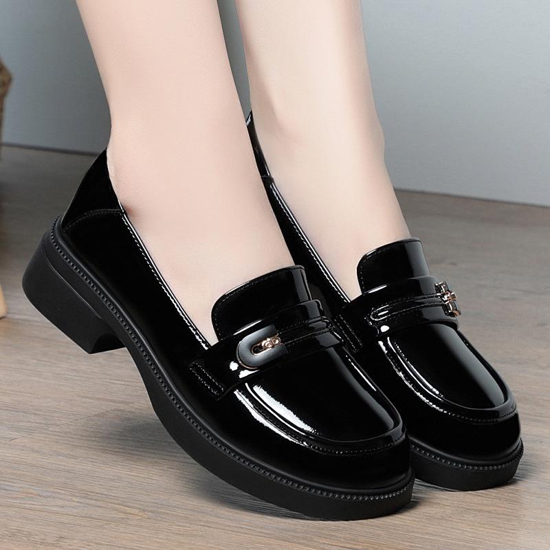 Fashion Spring Comfortable British Style Shallow Bright Leather Loafers Women Pumps Square Heels Chunky Platform Shoes Office Size35-41
