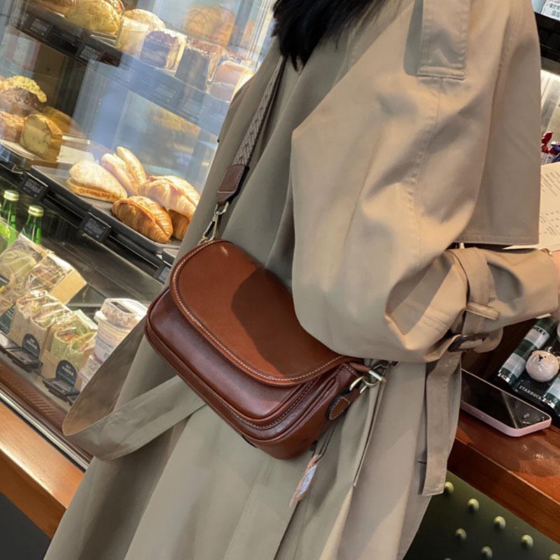 Spring/Summer Women's Genuine Leather Messenger Bags – Retro Fashion Cowhide Shoulder Small Square Bag
