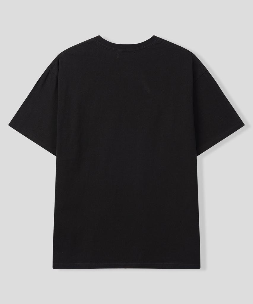 BLACK MOMENT Line Art Graphic Short Sleeve T-Shirt [Black]