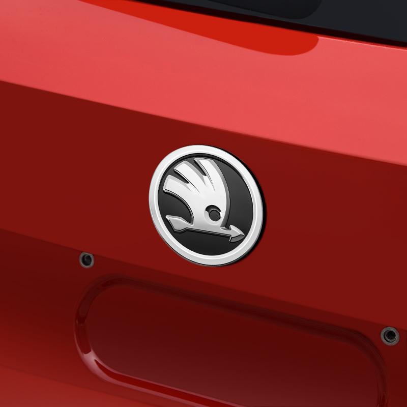 Car Front Hood Emblem Side Trunk Sticker Badge for Skoda Kodiaq Yeti Kamiq Octavia Karoq Fabia Rapid Vrs Mk3 Superb