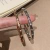 High-end Retro Diamond Pattern Bracelet, Elegant Temperament and Versatile Hand Accessory