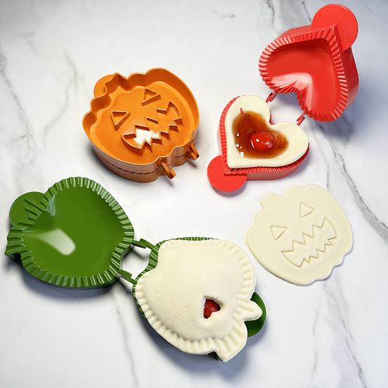 Mini Pie Maker Mold Multipurpose Pastry Mold Cheese Snack Maker with Lids Christmas Thanksgiving Dessert
