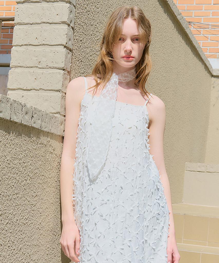 Kamino Ribbon Embroidered Sleeveless Dress White