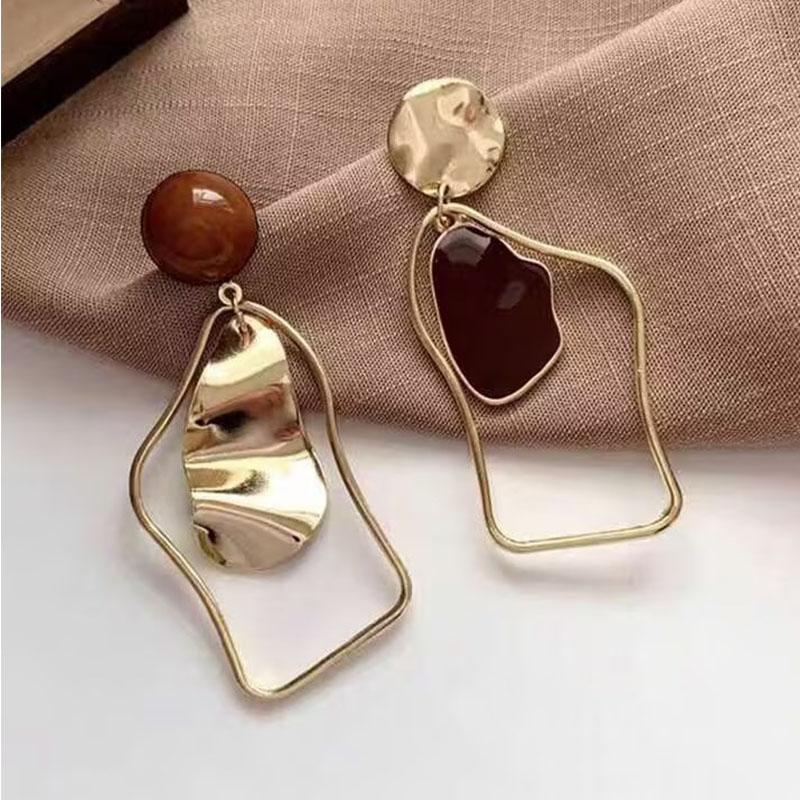 Vintage Geometry Irregular Eardrop Personality Asymmetry Dripping Oil Earrings for Women Fashion Daily Commuting Jewelry Gifts