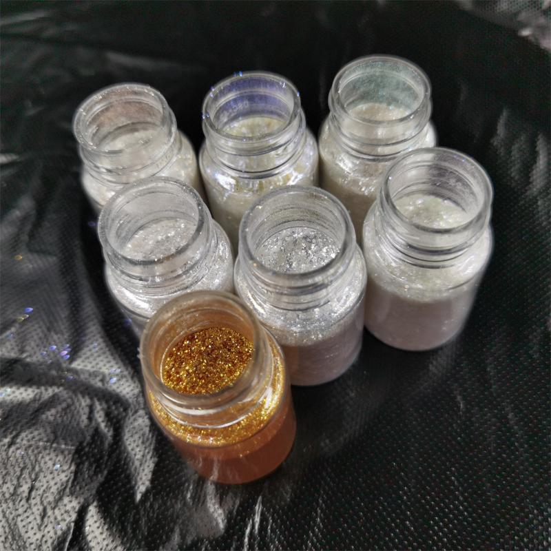 High Pigment Mica Pearl Powder 1 Bottle Super Shiny Golden White Nail Glitter for Epoxy Resin Candle Making Crafts