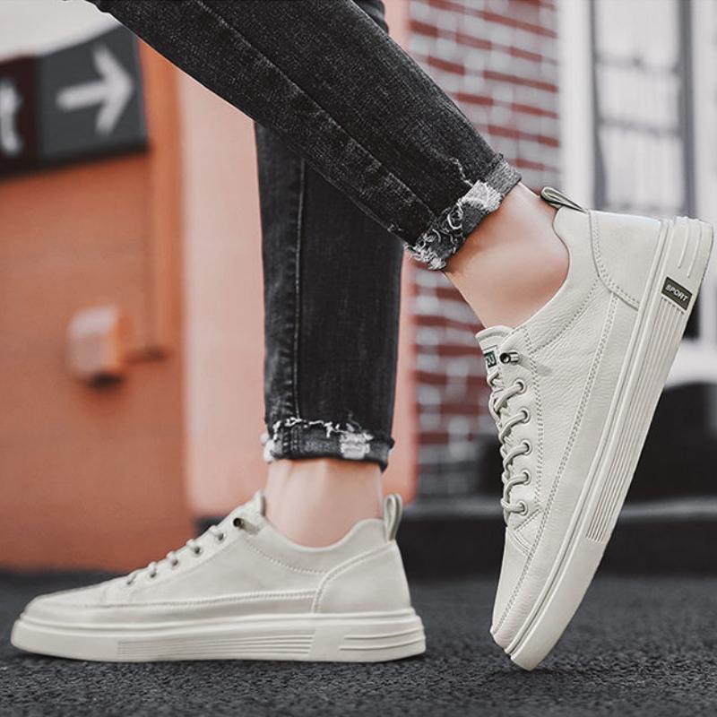 Men's Fashion Casual Low Top Skateboarding Shoes Boys Comfortable Sneakers Male Students Trending Soft Sole Classic Breathable Gym Non-slip