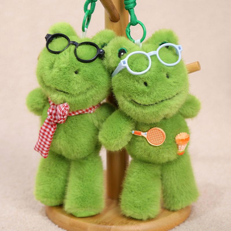 Süßer grüner Frosch Plüsch Schlüsselanhänger Kawaii Stofftier Tasche Anhänger Mit Brille Und Zubehör