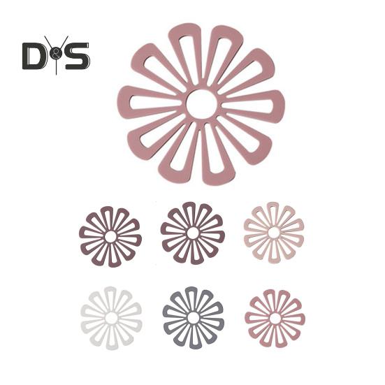 Placemats Hollow Out Design Heat-resistant Exquisite Flower Shape Bowl Mats for Tabletop