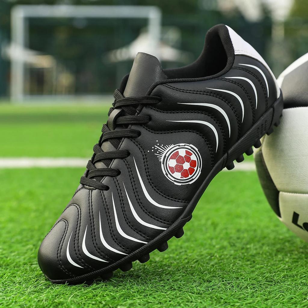 New Men Soccer Shoes Ultralight High-quality Soft Match Professional Futsal Football Boots TF/FG Sneakers Unisex Cleats