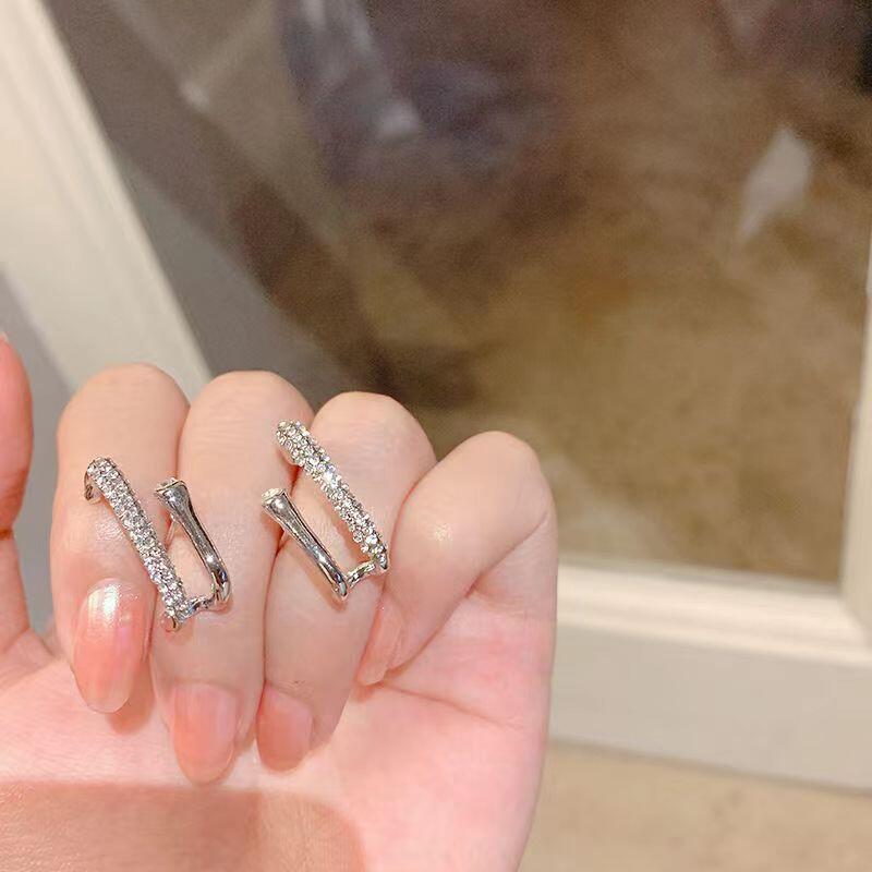 Korean Style Transparent White Love Stud Earrings for Women Sweet Fashion Acrylic Resin Peach Heart Earrings Jewelry Gift
