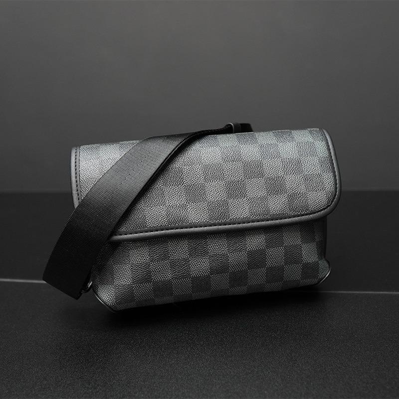 Men's Plaid Shoulder Bag Trendy Messenger Bag Boys Street Fashion Satchel Student Small Bag Personalized Messenger Bag New