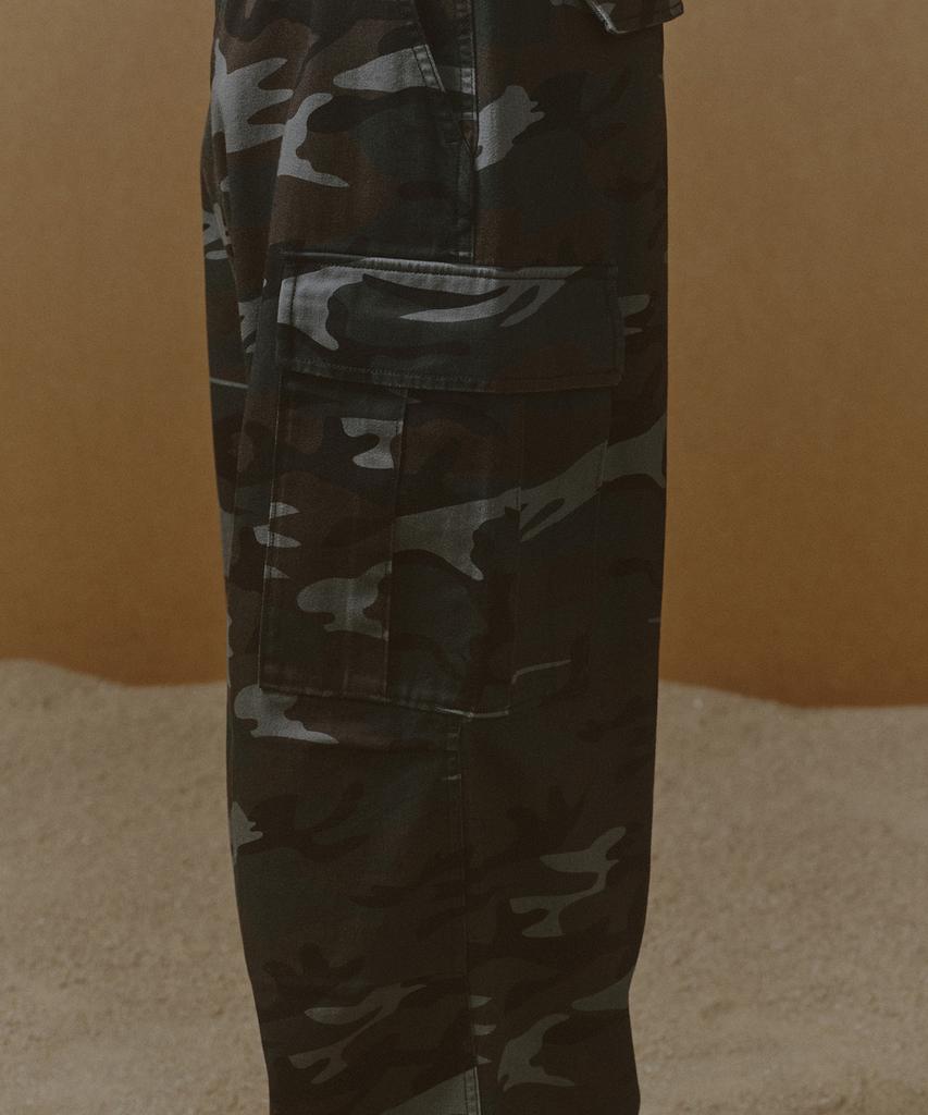 Musinsa Standard Camouflage Extra Wide Cargo Pants [Khaki/Camo]