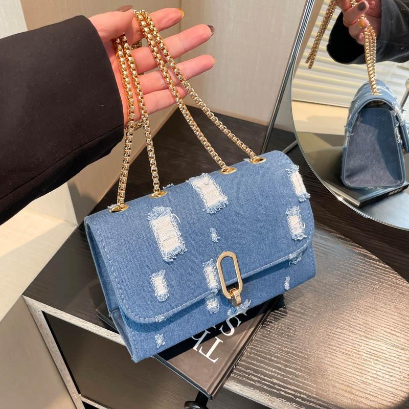 This Year's Popular Fashion Korean Version of Internet Celebrity Chain Shoulder Bag Spring New Niche Design Foreign Style Small Square Bag