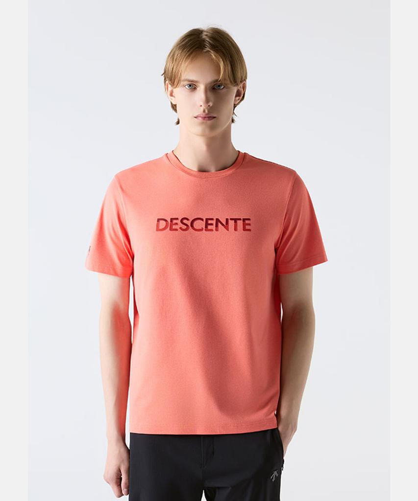 DESCENTE Tough Wording Graphic Short Sleeve T-Shirt Cotton Candy Pink Sr123Uts22 (B Type)