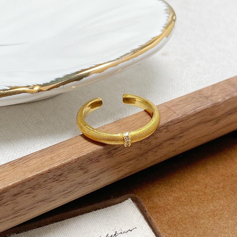 Italian Retro Arc Brushed Zir*****Pen Ring Medieval Vintage Bamboo Joint Personality Light Luxury Pair Ring Women