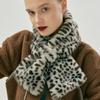 Molliolli MOLLI RING Šál z umelého kožušiny [Mätový leopardí]