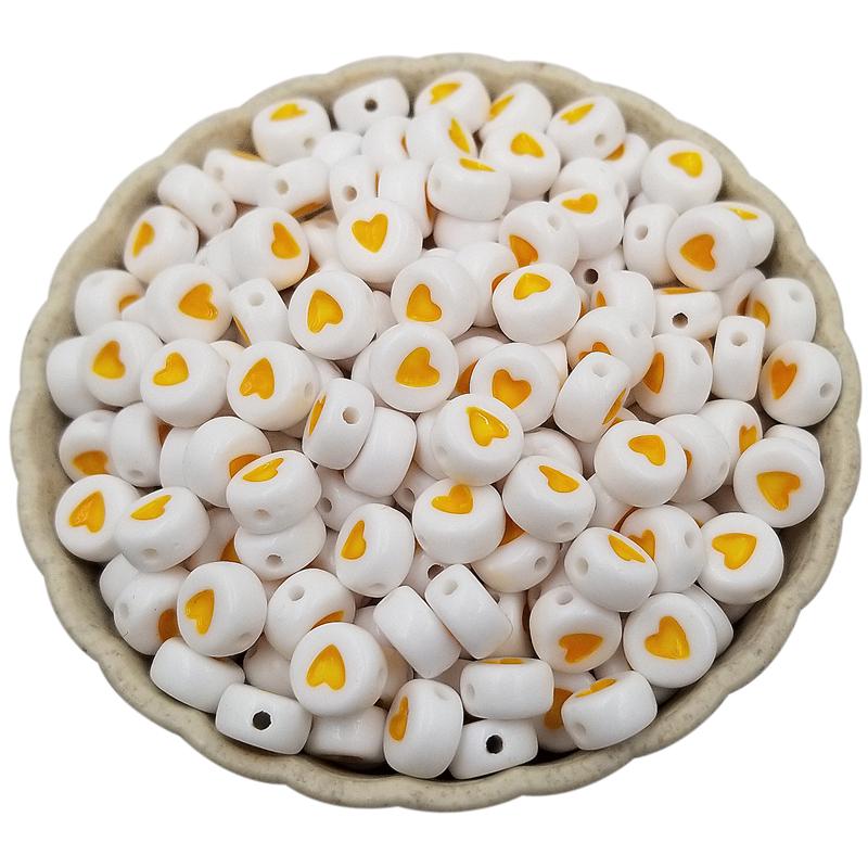 50 pièces de perles blanches colorées de 7mm, breloque en forme de cœur d'amour, bijoux à bricoler soi-même, fournitures artisanales