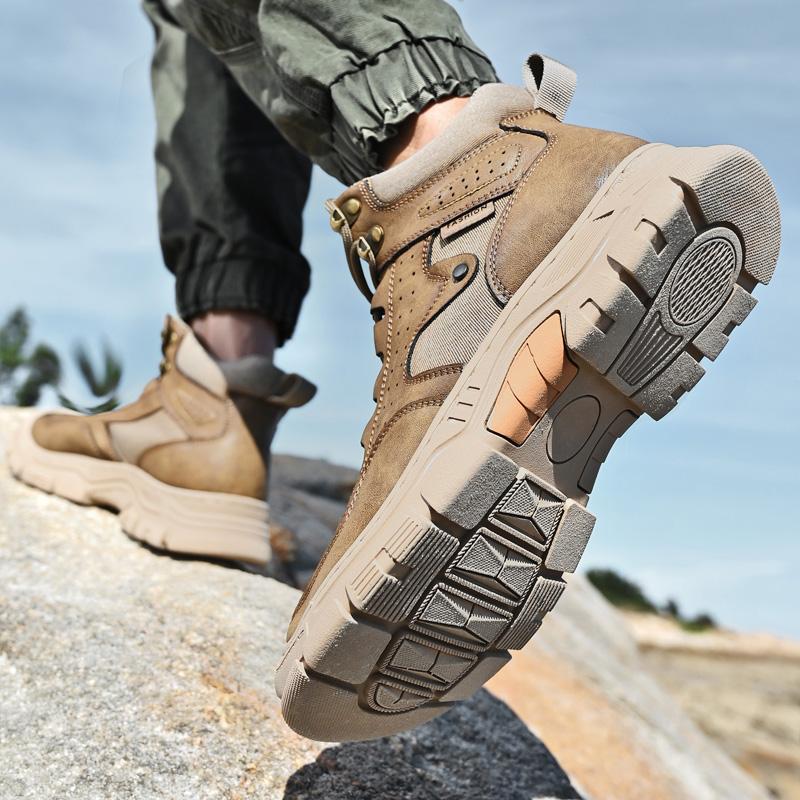 Men's High-top Non-slip Hiking Shoes Outdoor Short Boots Warm Plush Shoes Autumn and Winter