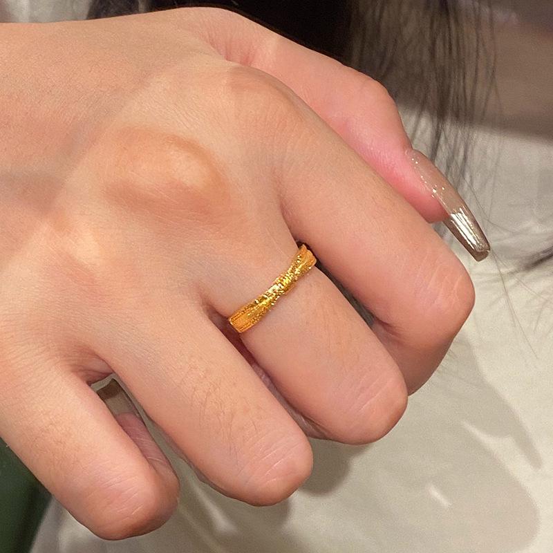 Xiaohongshu Bestseller: Minimalist Brushed Bow Sand Gold Ring for Women