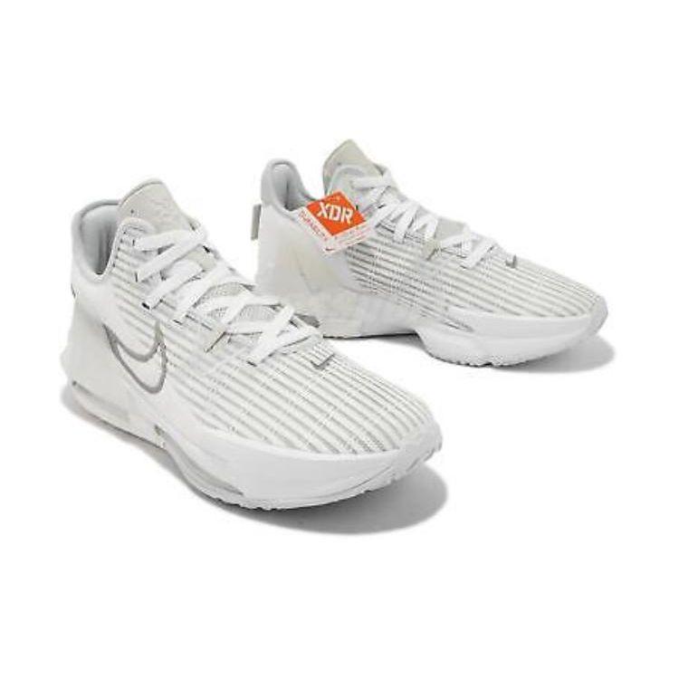 Nike Pantofi de sport pentru bărbați Lebron Witness 6 EP, alb, metalic, cositor, Summit-Alb, Light-Bone Aura DC8994-102