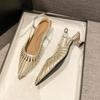 Französische Hollow Bag Head Sandalen Damen Sommer Neu Dünn Temperament Speziell geformter Absatz Nischendesign Römische Schuhe Plateauabsätze