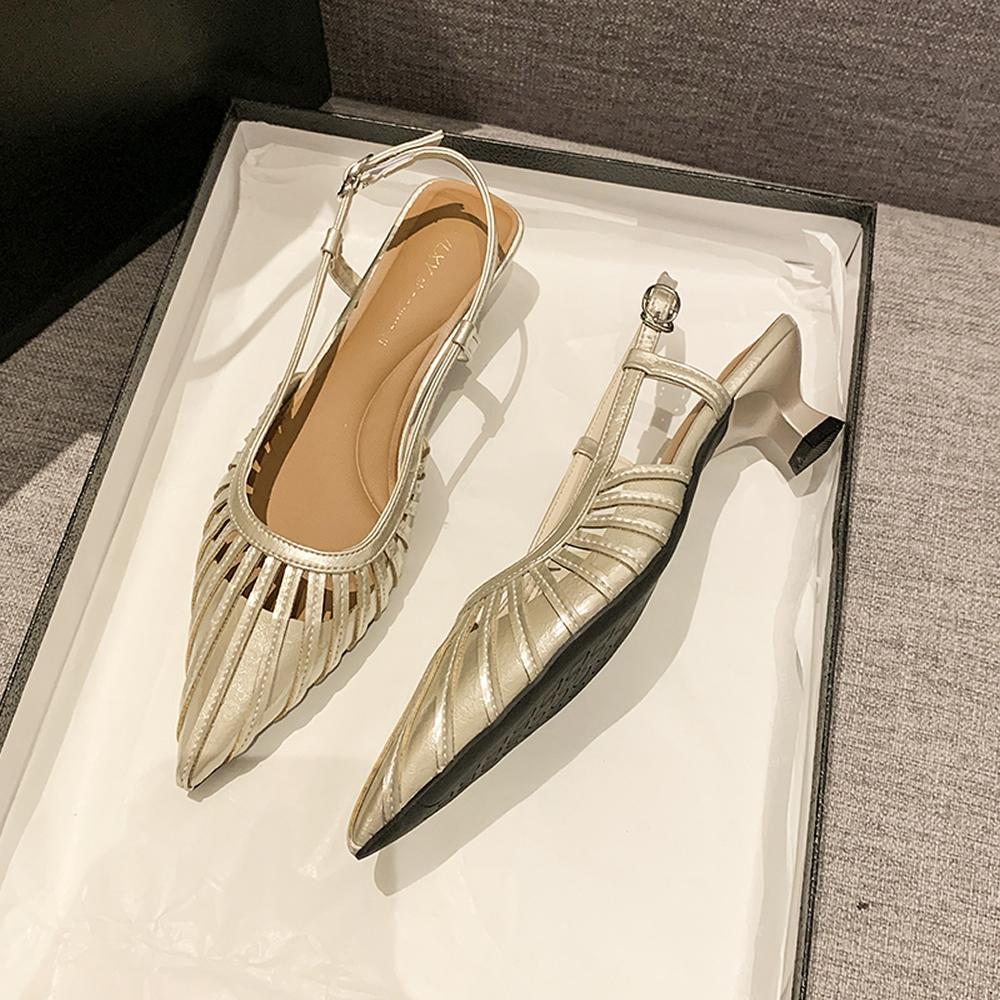 Französische Hollow Bag Head Sandalen Damen Sommer Neu Dünn Temperament Speziell geformter Absatz Nischendesign Römische Schuhe Plateauabsätze