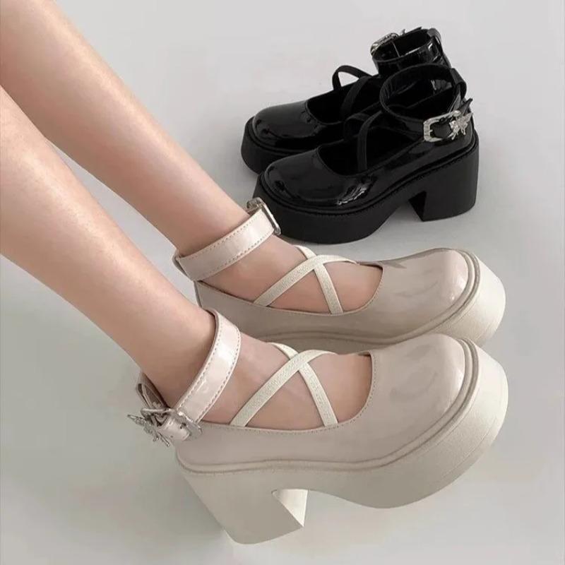 Scarpe Décolleté con Plateau Chunky e Tacchi Alti da Donna Autunno 2025 Pelle PU Scarpe alla Caviglia Donna Tacco Spesso Scarpe Bianche Lolita da Donna