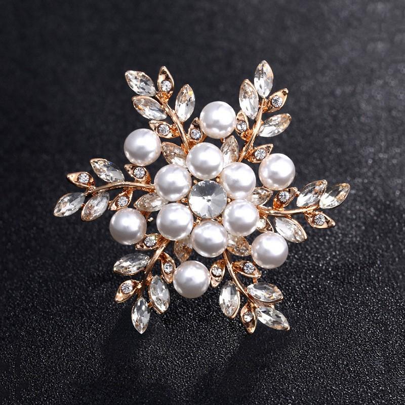 Fashion Retro Alloy Flower With Pearl Brooch Chest Flower Corsage Pearl Accessories Pin
