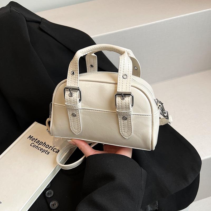 Premium Small Bag Women's New Retro Handbag Fashion Versatile Messenger Bag Pillow Bag