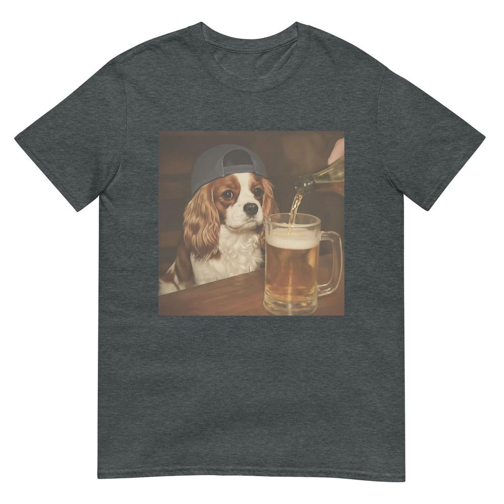 Cavalier King Charles trinkt Bier Lustiges Hunde-Meme T-Shirt