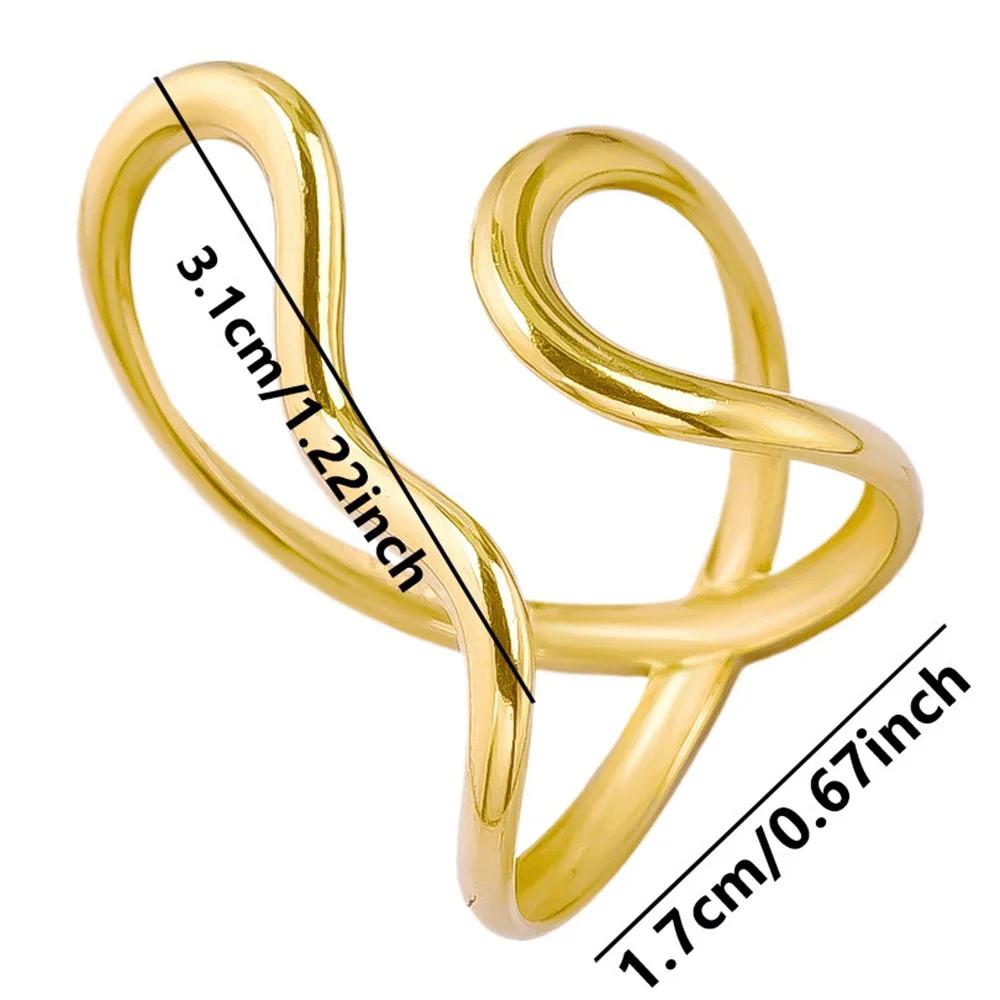 Europese en Amerikaanse Dames Ringen van Roestvrij Staal Gouden en Zinklegering Kleur Mode Eenvoudige Stijl Dames Zirkonia Cadeau Groothandel
