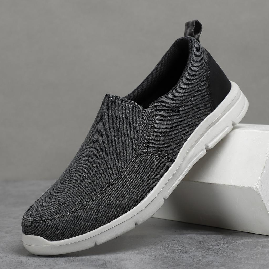 Men Casual Shoes Canvas Breathable Loafers Men 2023 New Male Comfortable Outdoor Walking Shoes Classic Loafers Men Sneakers