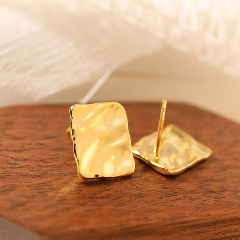 Onregelmatige Geplooide Geometrische Oorbellen voor Vrouwen Modieus Veelzijdig High-end Stijl Oorbellen Cadeau Oorbellen voor Besties