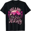 Nur ein Mädchen, das Wandern liebt - Wanderer Bergsteiger T-Shirt