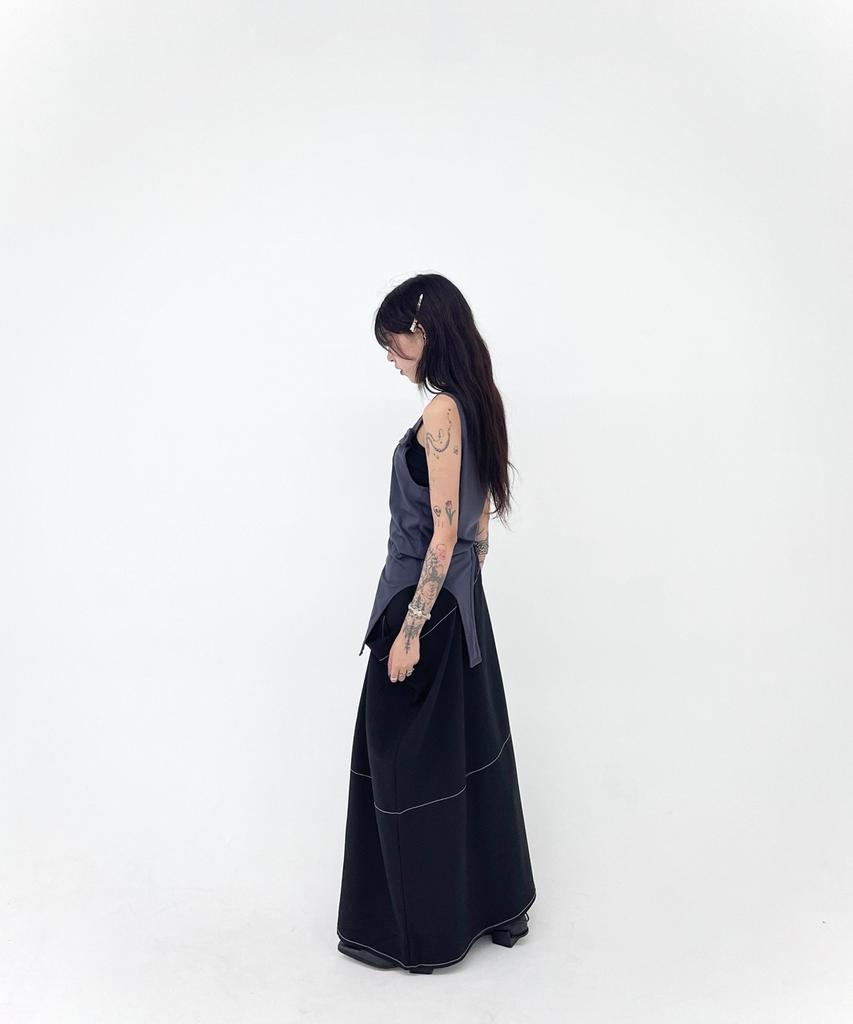 Omajuseokeul Signature Skirt