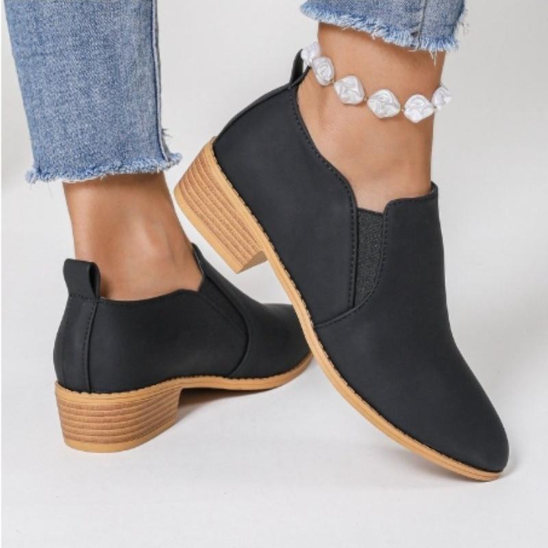 Fashion Minimalist and Bare 2025 Spring and Autumn New Pointed Chelsea Versatile Luxury British Style Short