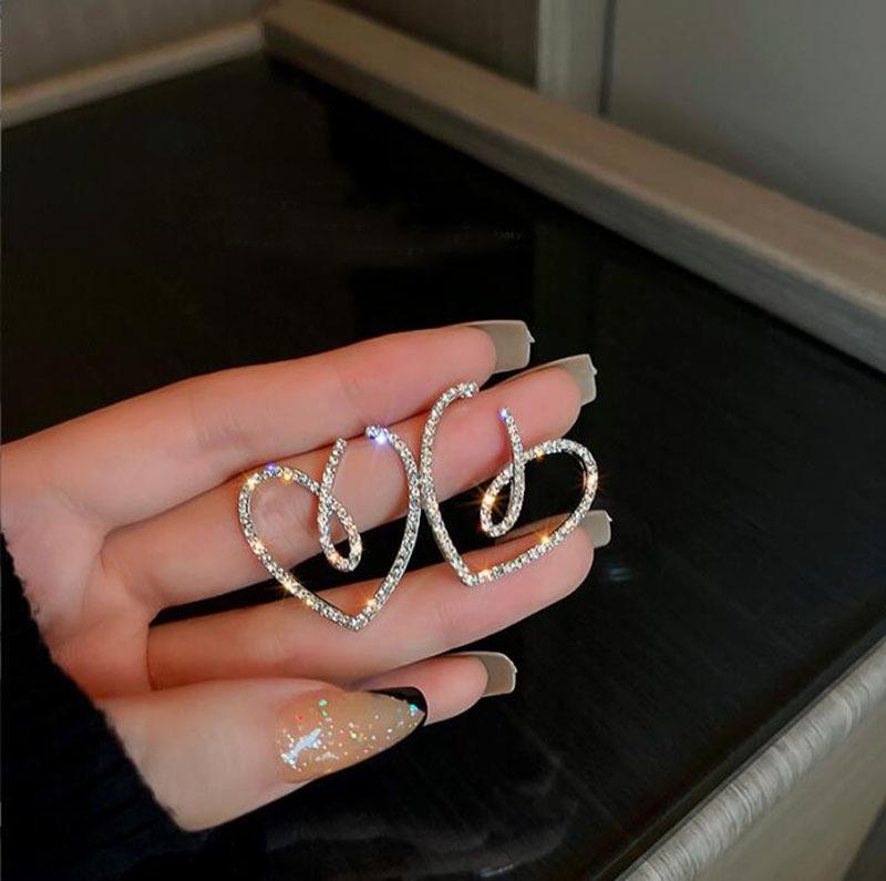 1 Pair Delicate Heart-shaped Stud Earrings, Shiny Female Zircon Hollow Design Earrings, Girlish Jewelry