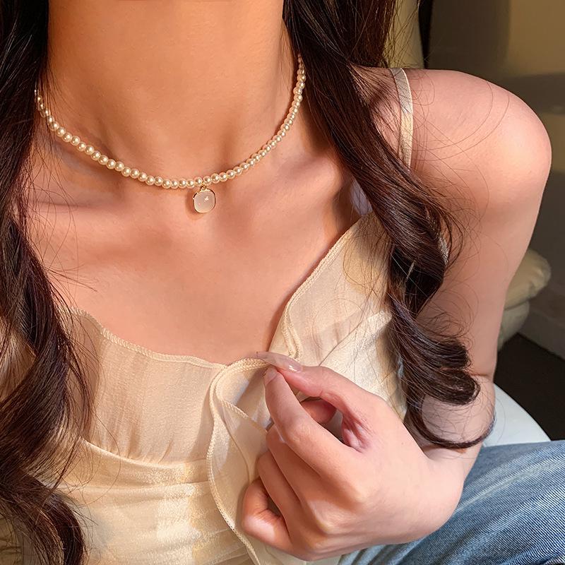 Korean High-End Baroque Pearl Necklace - Light Luxury Beaded Clavicle Chain for Women