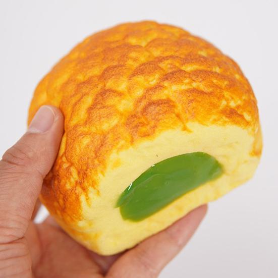 Realistic Bread Squeeze Toy Slow-Rising PU Fidget for Stress Relief Cute Food-Themed Decompression Gadget for Kids Adults
