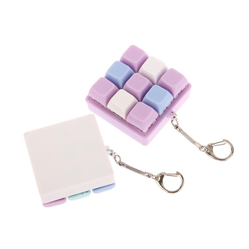 9 Keys Square-Shaped Keyboard Keycaps Keychain Fidget Toy Party Stress Relief Diy Keycaps Toy Keyboard Caps Finger Button Fidget