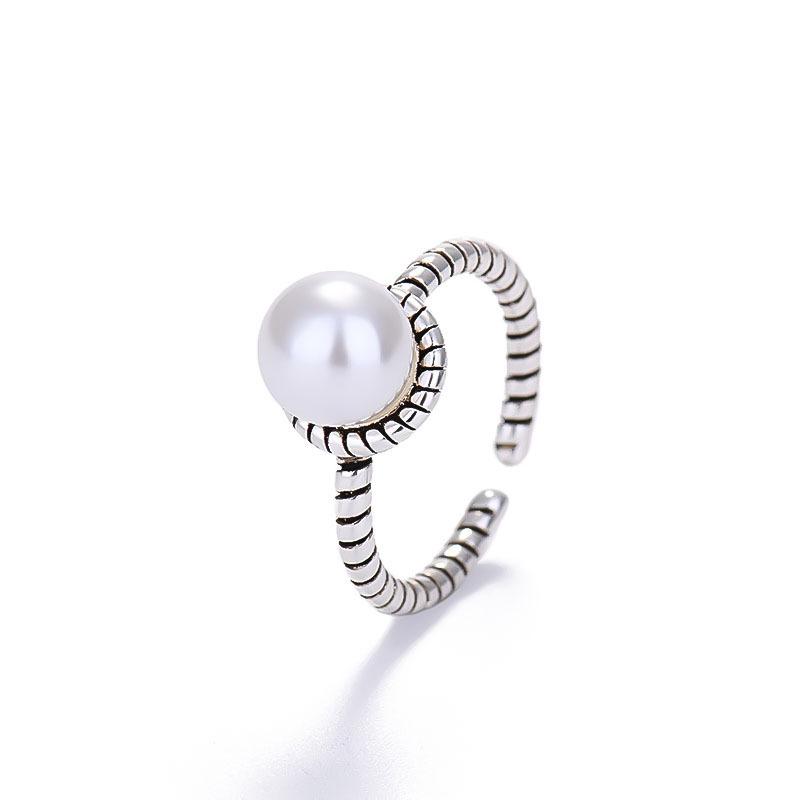 Retro Thai Silver Pearl Ring: Adjustable Twisted Design for Female Students
