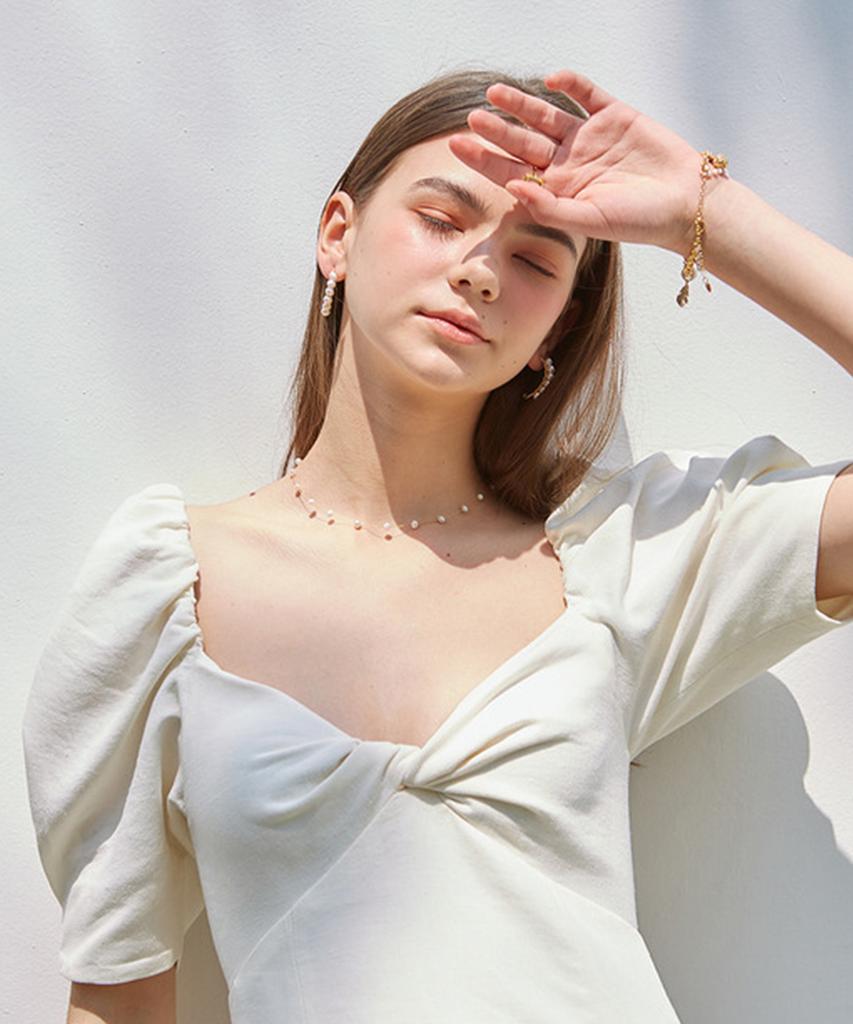 Findelise Half Moon Earrings