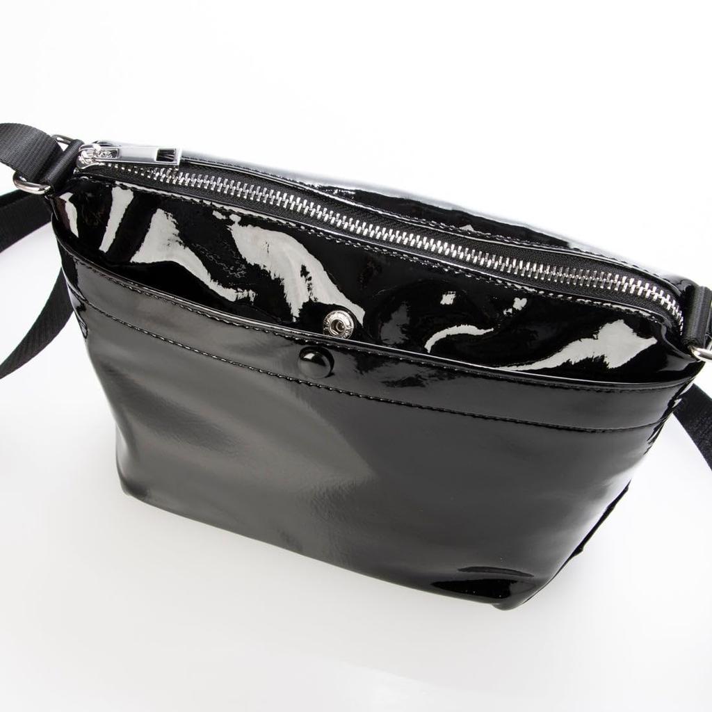 Soft enamel boat-shaped shoulder bag