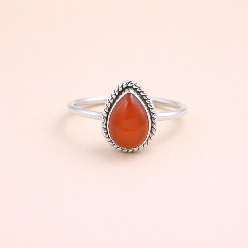 Roter Onyx Birnenring 7x10mm, Sterling Silber Boho Edelsteinring, Tropfen Statement Schmuck, Handgemachtes Geschenk für Frauen