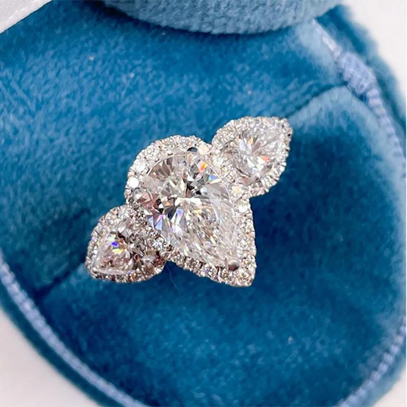 Huitan Gorgeous Waterdrop Cubic Zirconia Women Rings for Wedding Luxury Zinc Alloy Color Temperament Female Accessory Modern Zircon