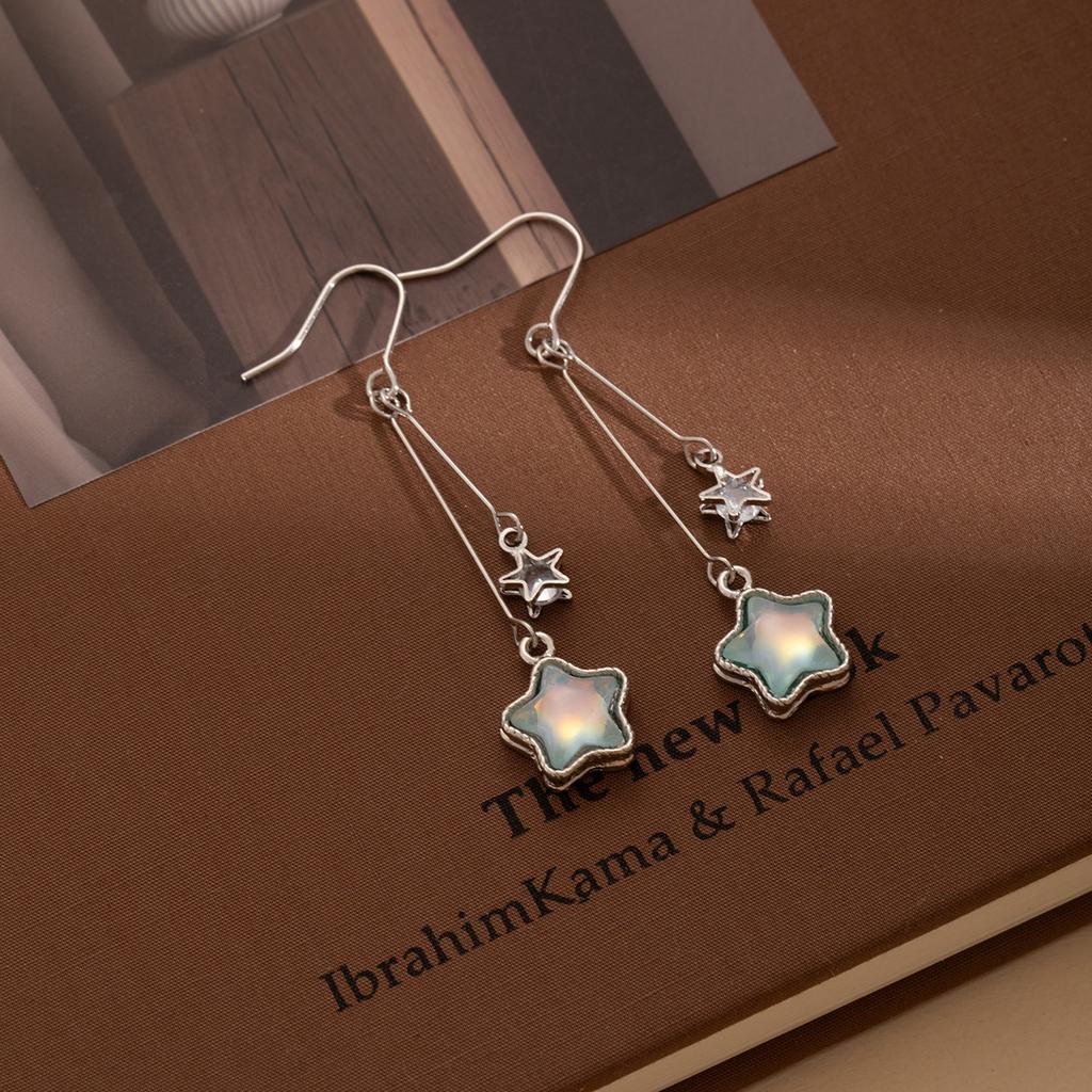 Super Fee Diamant Geleidelijke Verandering Blauw Vijfpuntige Ster Kwastjes Oorbellen Dames Mode Temperament Zoet Verfijnde Oorbellen